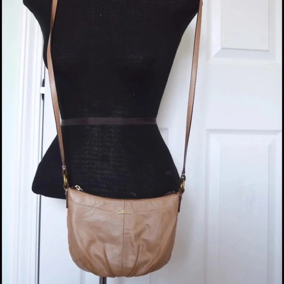 Beautiful coach cross body bag - Picture 2 of 4